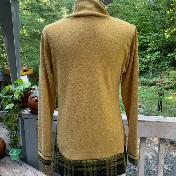 YAK & YETI Tunic Sweater - Picture 3 of 7